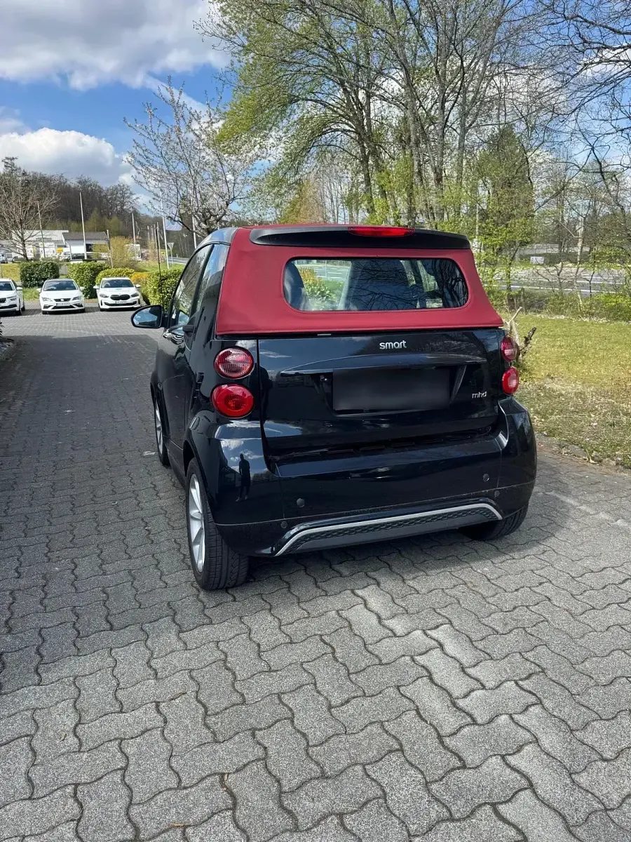 Gebraucht Smart ForTwo Cabrio 75 PS (55 kW) 2013 Schwarz Cabrio