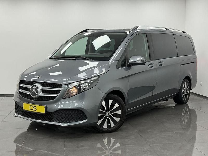 Grau Gebraucht 2022 Mercedes V250 Edition Van / Kleinbus | 35.950 € (Superpreis) - Bild 1/4