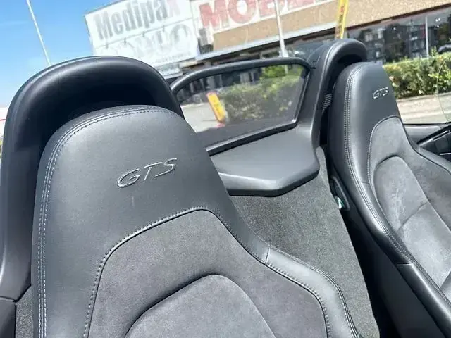 Gebraucht Porsche 718 366 PS (269 kW) 2018 Kreide Cabrio