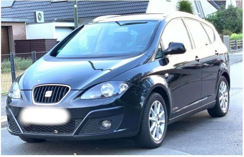 Schwarz Gebraucht 2012 Seat Altea Copa Kombi | 4.999 € (Fairer Preis) - Bild 1/4