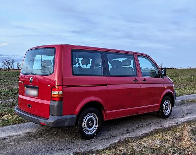 Gebraucht VW Transporter 105 PS (77 kW) 2005 Rot Van