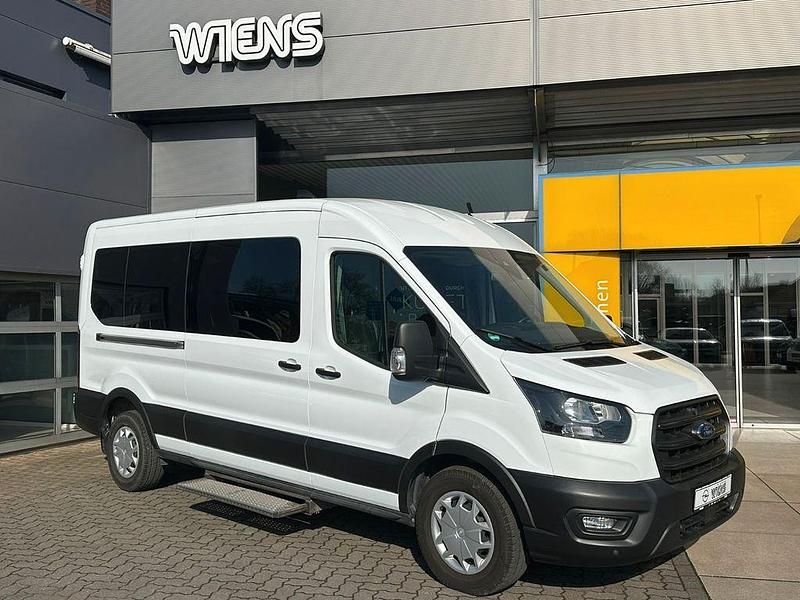 Gebraucht Ford Transit 131 PS (96 kW) 2023 Weiß Kombi