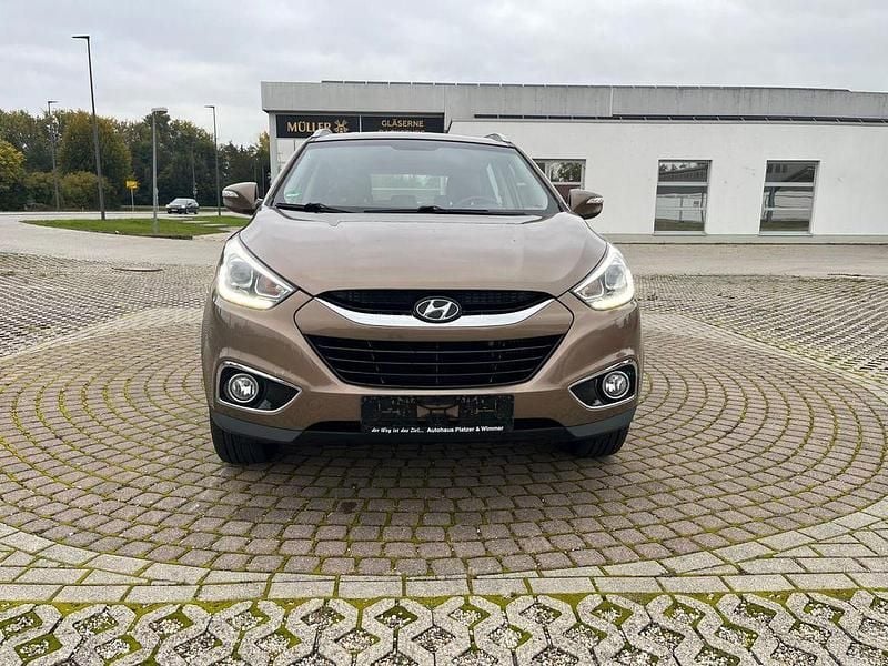 Gebraucht Hyundai ix35 Trend 136 PS (100 kW) 2013 Braun SUV