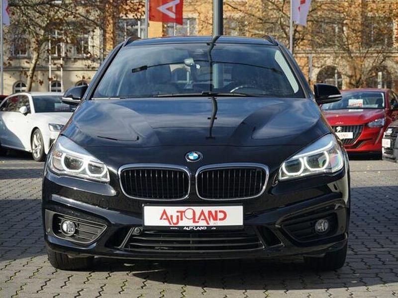 Gebraucht BMW 218 150 PS (110 kW) 2018 Schwarz Van / Kleinbus