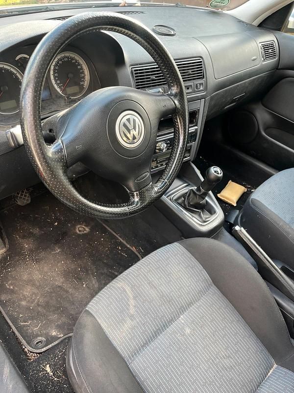 Gebraucht VW Golf IV 75 PS (55 kW) 2003 Silber Kombi
