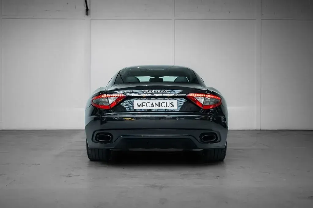 Gebraucht Maserati Granturismo 460 PS (338 kW) 2016 Schwarz Coupé