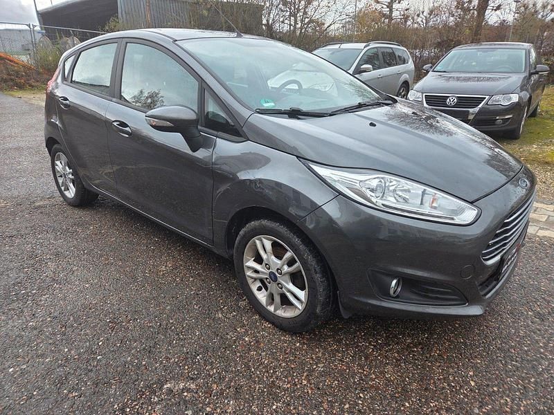 Gebraucht Ford Fiesta Trend 80 PS (58 kW) 2015 Kleinwagen