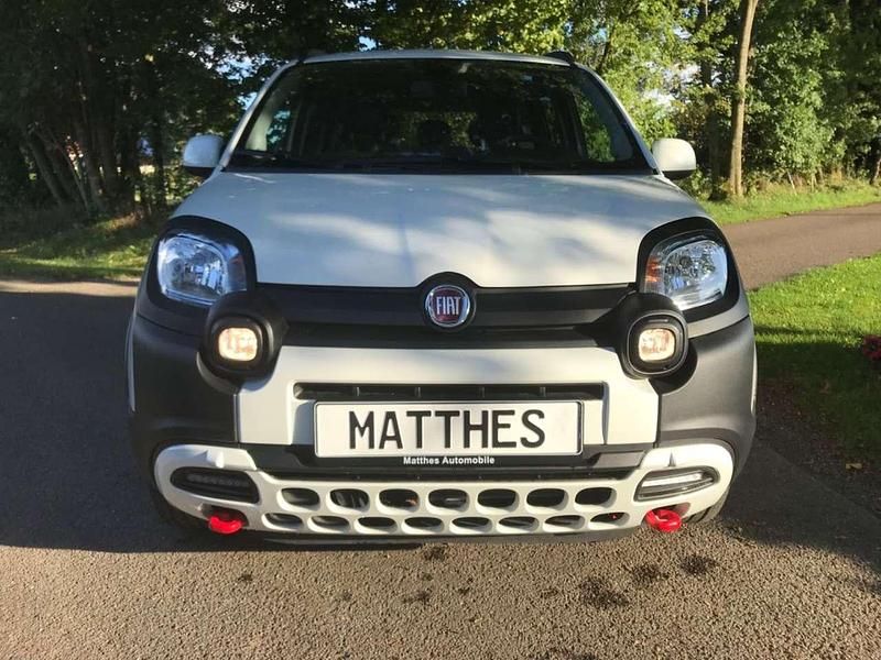 Weiß Gebraucht 2024 Fiat Panda Cross Cross Kleinwagen | 12.999 € (Fairer Preis) - Bild 1/4