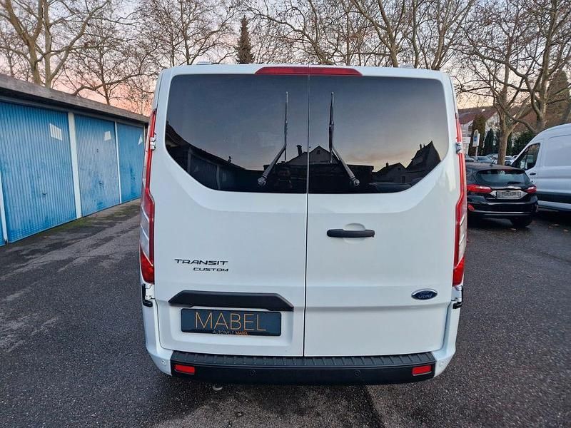 Gebraucht Ford Transit Trend+ 105 PS (77 kW) 2018 Weiß Van / Kleinbus