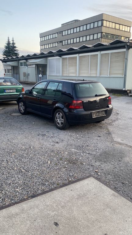 Schwarz Gebraucht 2001 VW Golf IV Edition Limousine | 1.700 € (Superpreis) - Bild 1/4