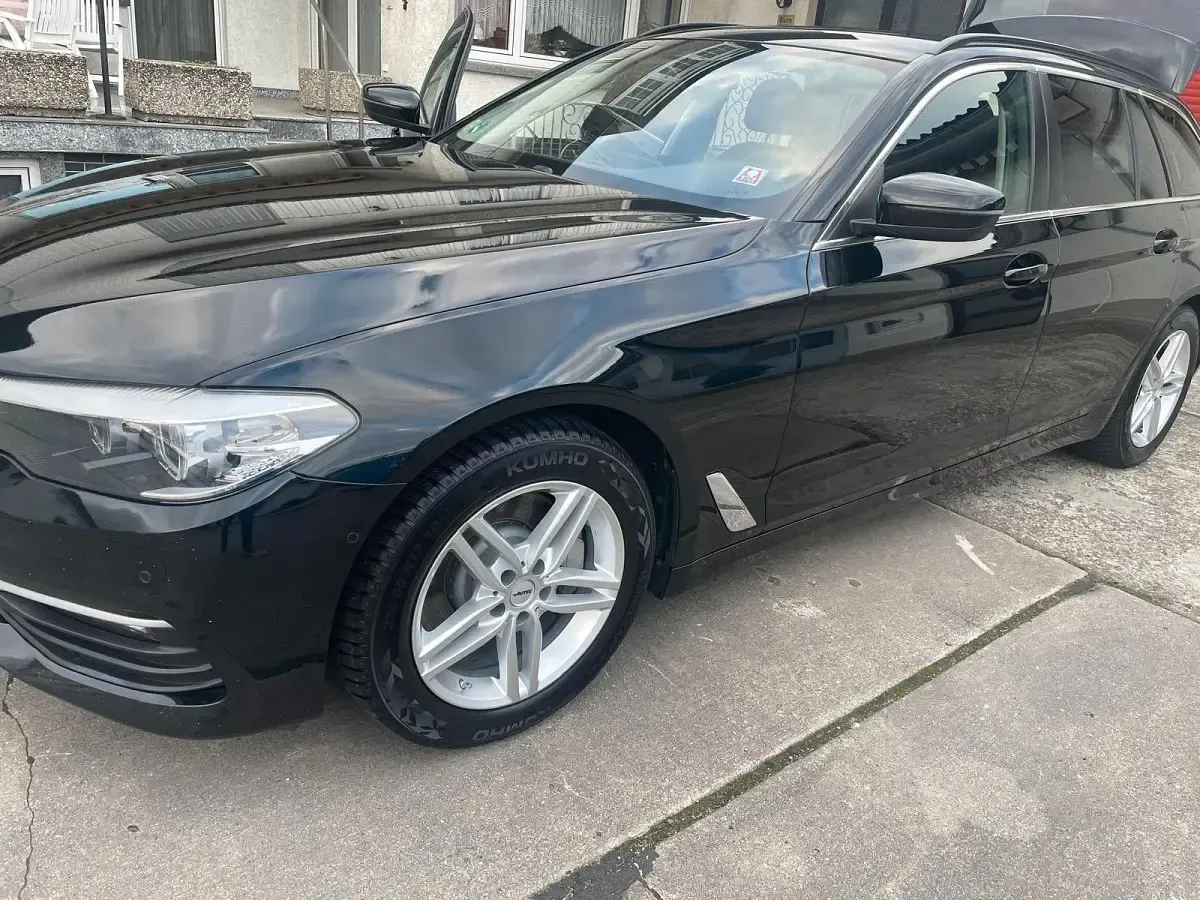 Gebraucht BMW 530 265 PS (194 kW) 2019 Schwarz Kombi