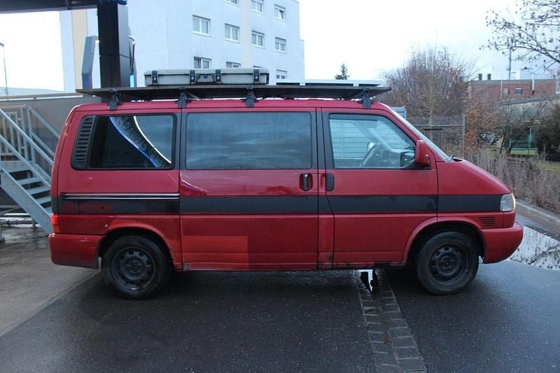 Gebraucht VW T4 75 PS (55 kW) 1997 Rot Van