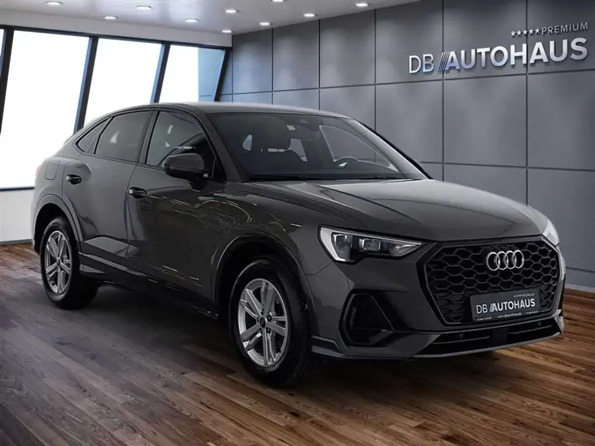 Gebraucht Audi Q3 Sportback S-Line 150 PS (110 kW) 2025 Grau SUV