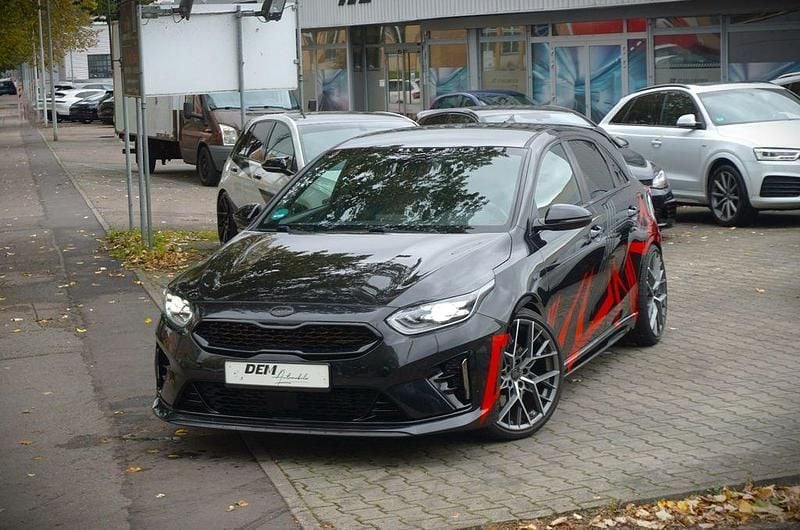 Schwarz Gebraucht 2019 Kia Ceed GT Limousine | 18.990 € (Guter Preis) - Bild 1/4