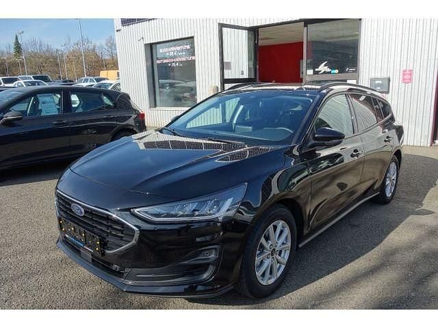 Gebraucht Ford Focus Cool & Connect 125 PS (91 kW) 2022 Schwarz Kombi