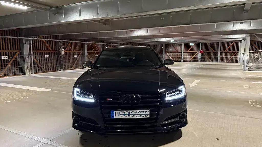 Gebraucht Audi S8 plus Sport 605 PS (444 kW) 2017 Schwarz Limousine