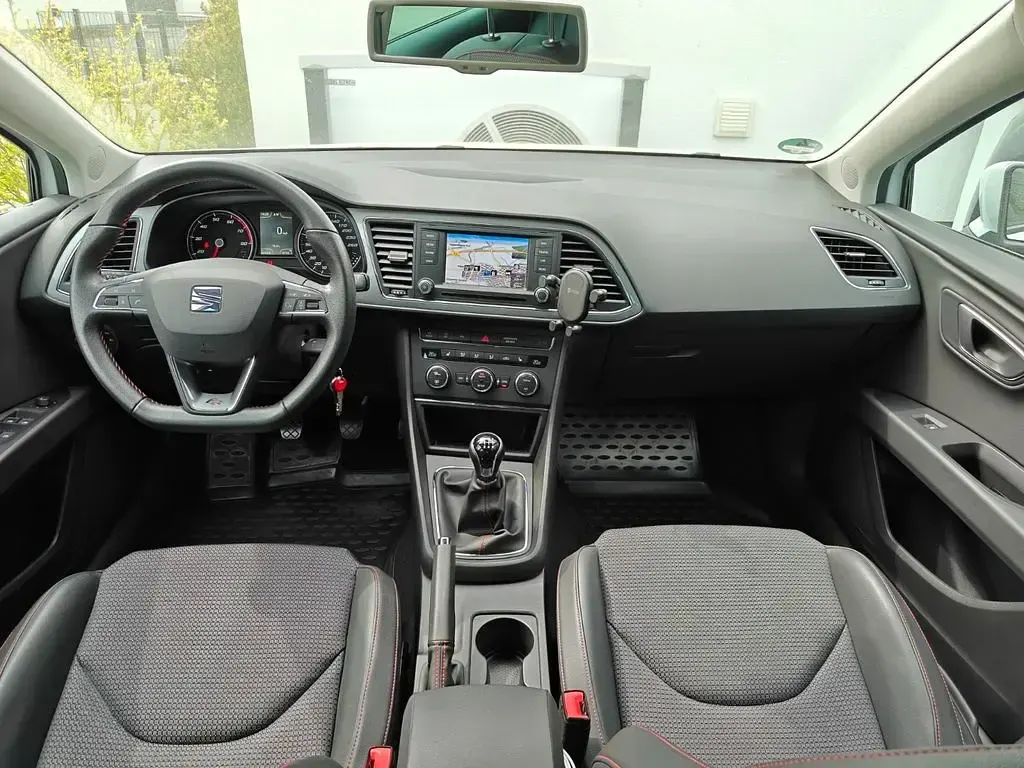 Gebraucht Seat Leon FR 125 PS (91 kW) 2014 Weiß Limousine