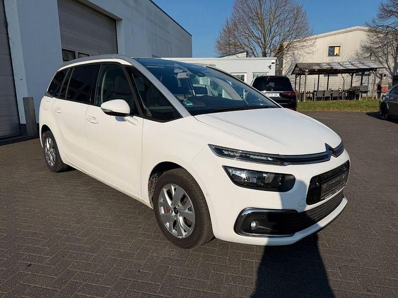 Gebraucht Citroën C4 SELECTION 131 PS (96 kW) 2020 Weiß Van / Kleinbus
