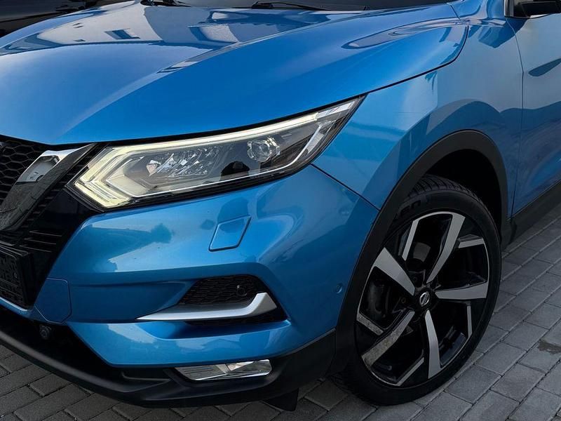 Gebraucht Nissan Qashqai Tekna+ 163 PS (119 kW) 2018 Blau SUV