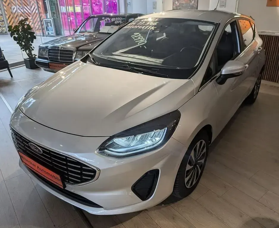 Gebraucht Ford Fiesta Titanium 125 PS (91 kW) 2023 Silber Kleinwagen