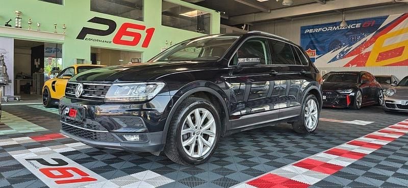 Schwarz Gebraucht 2020 VW Tiguan Highline SUV | 17.799 € (Superpreis) - Bild 1/4