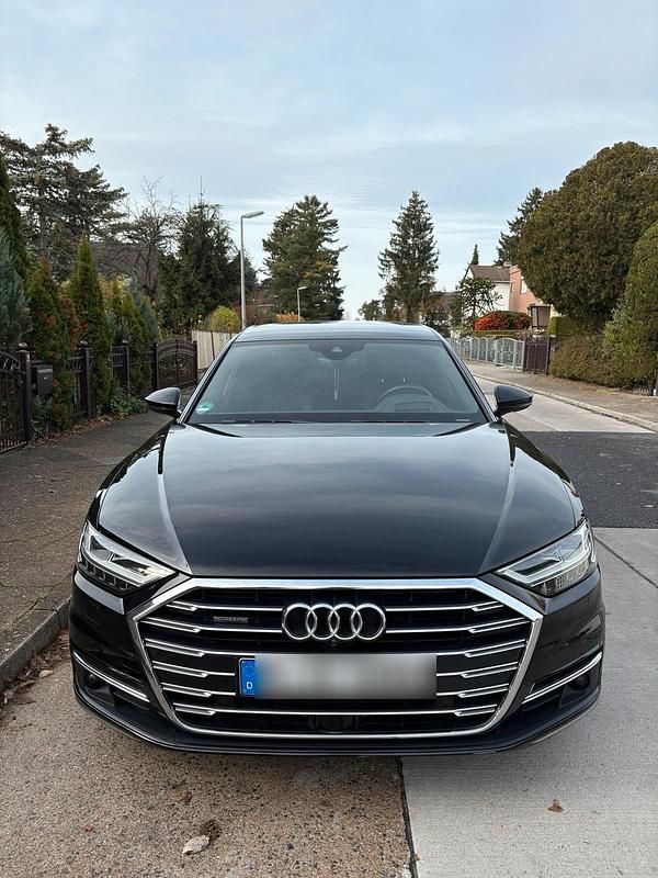 Schwarz Gebraucht 2020 Audi A8L Business Limousine | 47.000 € (Fairer Preis) - Bild 1/4