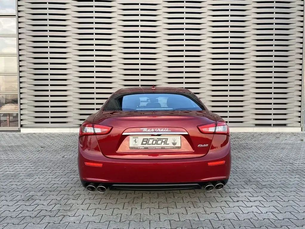 Gebraucht Maserati Ghibli 275 PS (202 kW) 2016 Rot Limousine