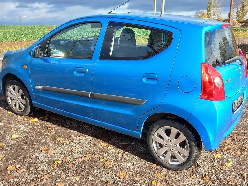 Gebraucht Suzuki Alto Comfort 68 PS (50 kW) 2010 Paradis blue met. zky Kleinwagen