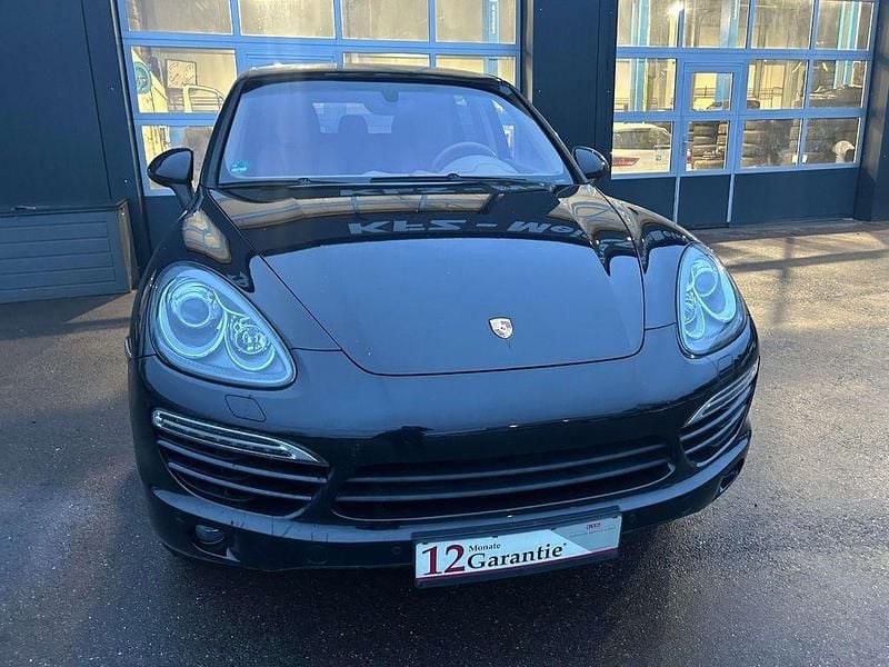 Gebraucht Porsche Cayenne 239 PS (175 kW) 2010 Tiefschwarzmetallic SUV