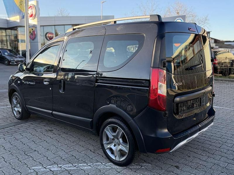 Gebraucht Dacia Dokker Stepway 131 PS (96 kW) 2020 Other Van / Kleinbus