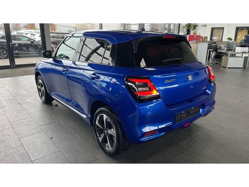 Gebraucht Suzuki Swift Comfort+ 83 PS (61 kW) 2025 Blau Kleinwagen