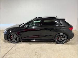Neu Audi RS3 400 PS (294 kW) 2025 Schwarz (mythosschwarz metallic) Limousine