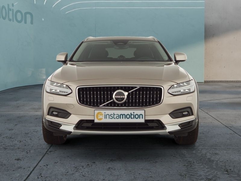 Gebraucht Volvo V90 CC Ultimate 235 PS (172 kW) 2023 Silber Kombi