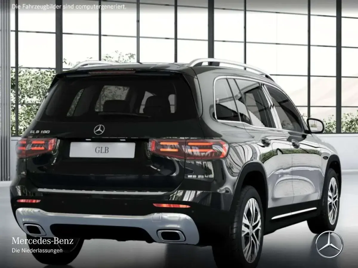 Gebraucht Mercedes GLB180 Progressive 136 PS (100 kW) 2026 Schwarz SUV
