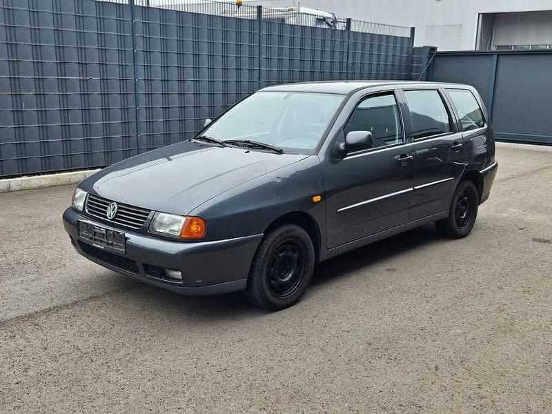 Grau Gebraucht 1999 VW Polo Comfortline Kombi | 750 € (Fairer Preis) - Bild 1/4