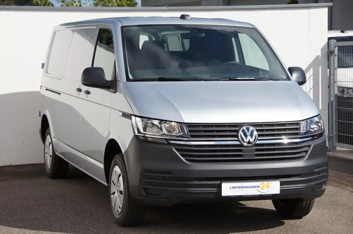 Neu VW T7 2026 Reflexsilber metallic Van
