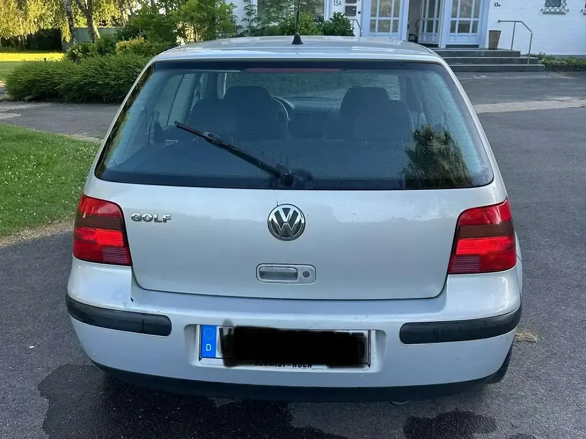 Gebraucht VW Golf IV Edition 75 PS (55 kW) 2000 Silber Limousine