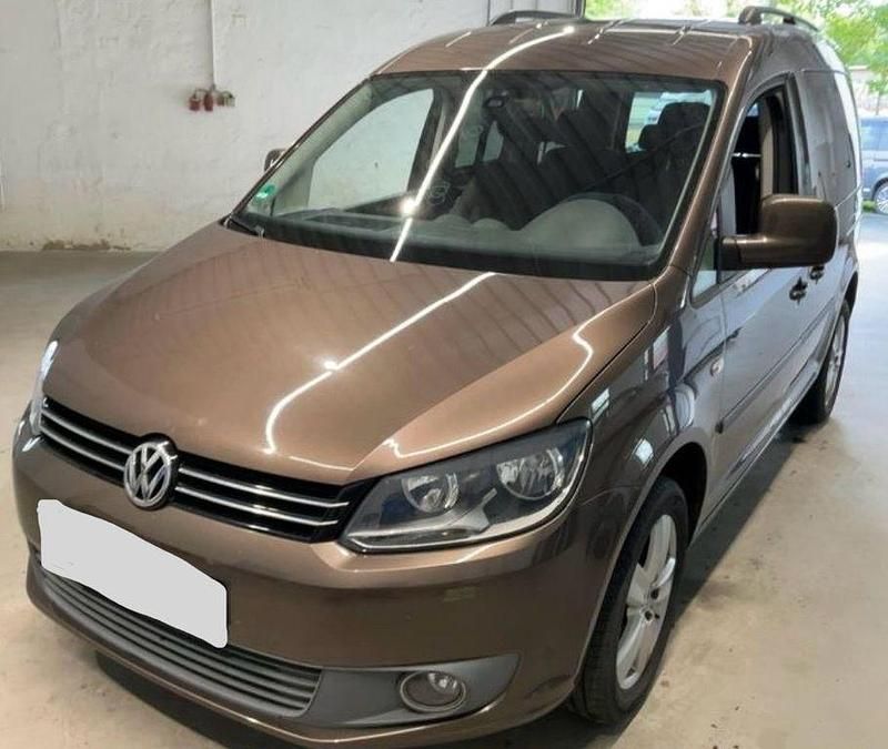 Braun Gebraucht 2010 VW Caddy Comfortline Van / Kleinbus | 13.800 € - Bild 1/4