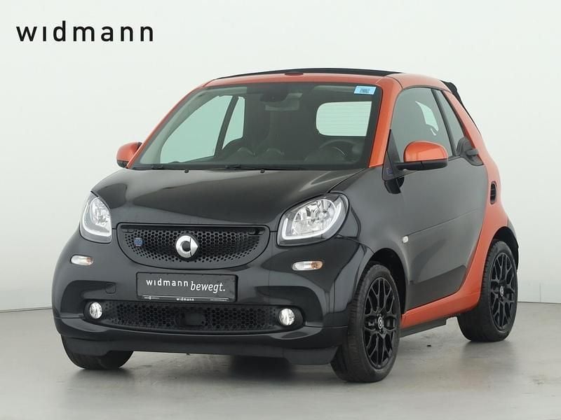 Bodypanels in black Gebraucht 2019 Smart ForTwo Electric Drive Passion Cabrio | 9.350 € (Guter Preis) - Bild 1/4