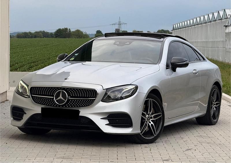 Silber Gebraucht 2018 Mercedes E350 AMG Coupé | 30.950 € (Superpreis) - Bild 1/4