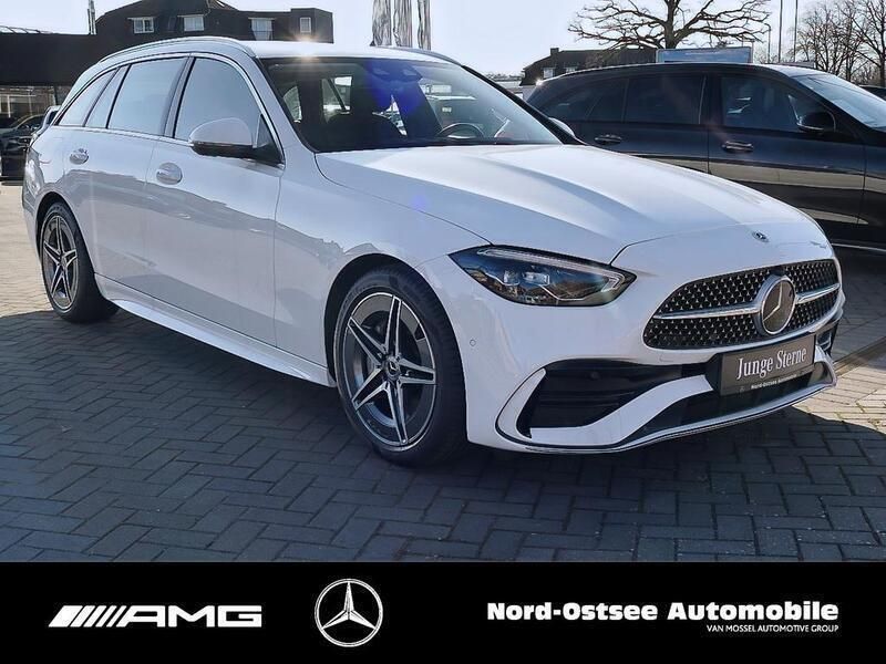 Gebraucht Mercedes C300 AMG 265 PS (194 kW) 2023 Andere farbe Kombi