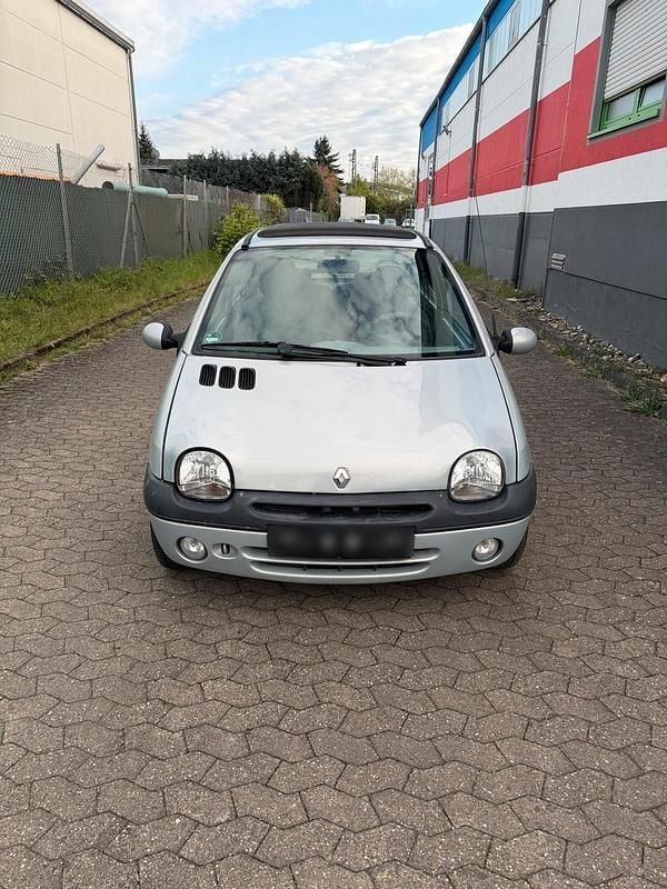 Second-hand Renault Twingo 75 CP (55 kW) 2006 Gri Hatchback