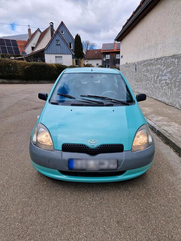 Gebraucht Toyota Yaris 60 PS (44 kW) 2001 Grün Kleinwagen