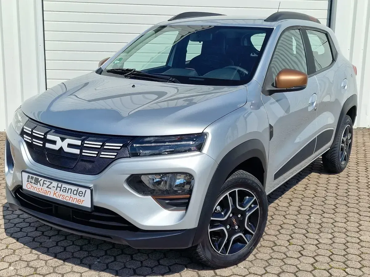 Gebraucht Dacia Spring Extreme 47 kW (65 PS) 2023 Grau metallic Kleinwagen
