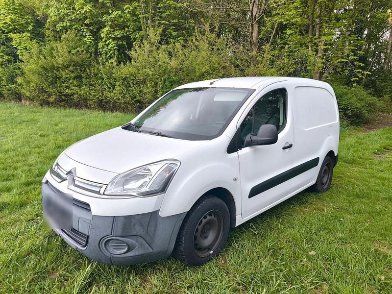 Weiß Gebraucht 2014 Citroën Berlingo Van / Kleinbus | 4.900 € (Guter Preis) - Bild 1/4