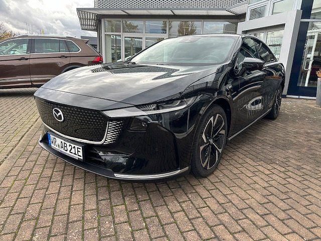 Neu Mazda 6e Takumi-Line 189 kW (258 PS) 2025 Schwarz Limousine
