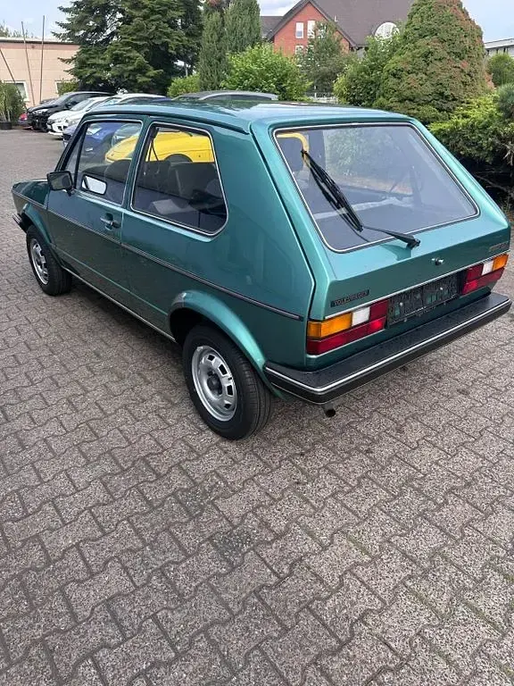 Gebraucht VW Golf I 50 PS (36 kW) 1983 Grün Kleinwagen