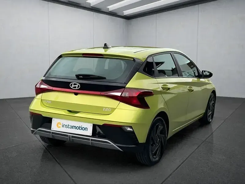 Neu Hyundai i20 90 PS (66 kW) 2026 Grün Kleinwagen