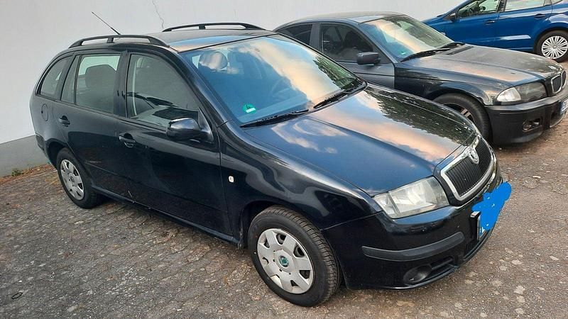 Schwarz Gebraucht 2007 Skoda Fabia Classic Kombi | 1.850 € (Guter Preis) - Bild 1/4