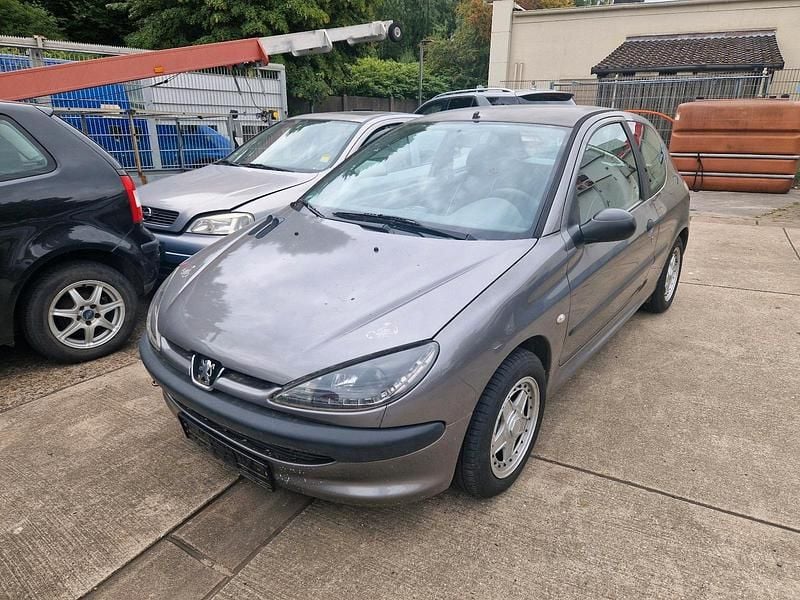 Gebraucht 1999 Peugeot 206 Kleinwagen | 499 € (Guter Preis) - Bild 1/4